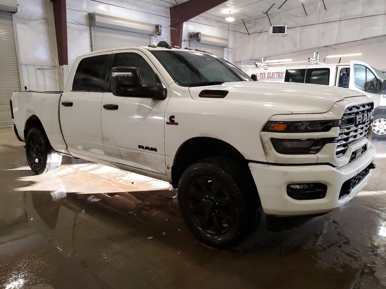 2025 Ram 2500 Big Horn - Фото 4