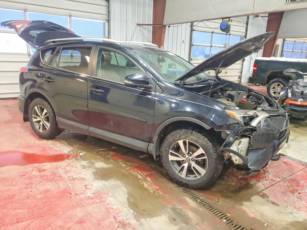 2016 Toyota Rav4 Xle - Image 4