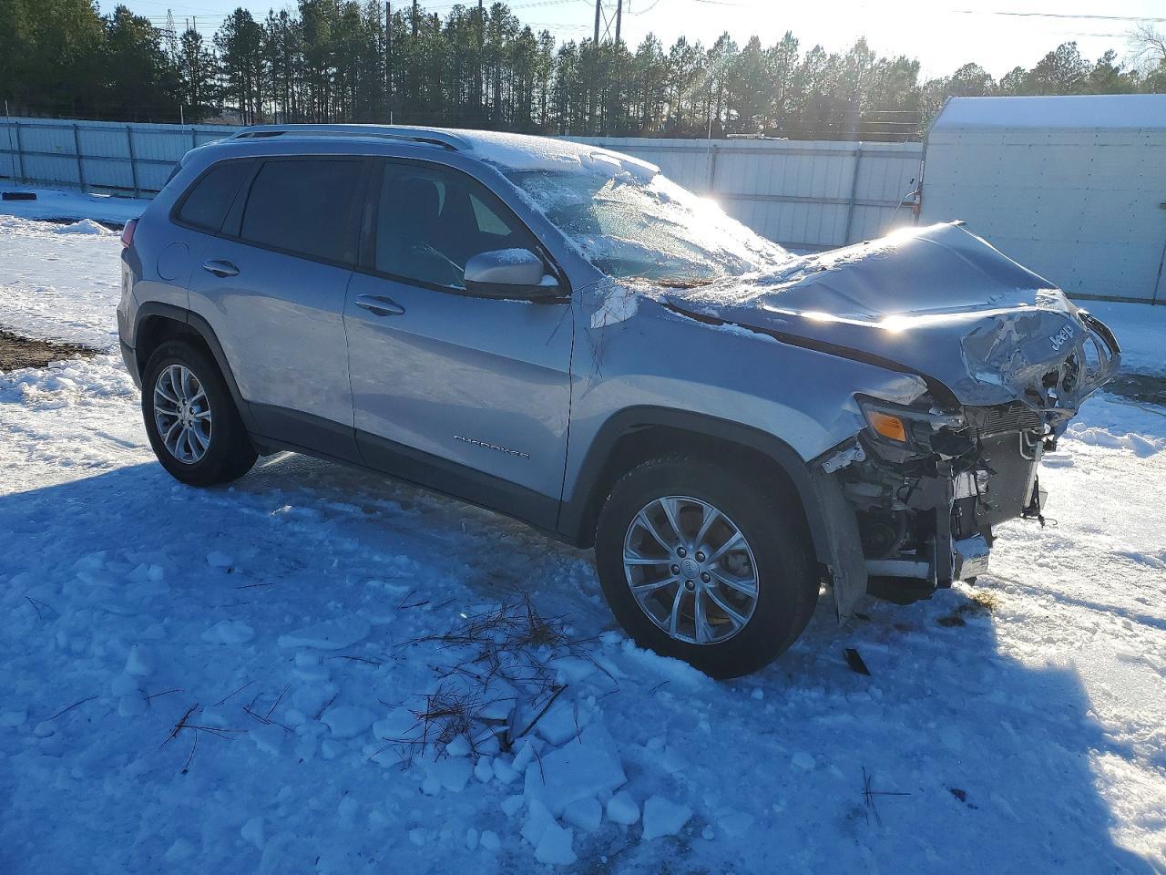 2020 Jeep Cherokee Latitude - Image 4
