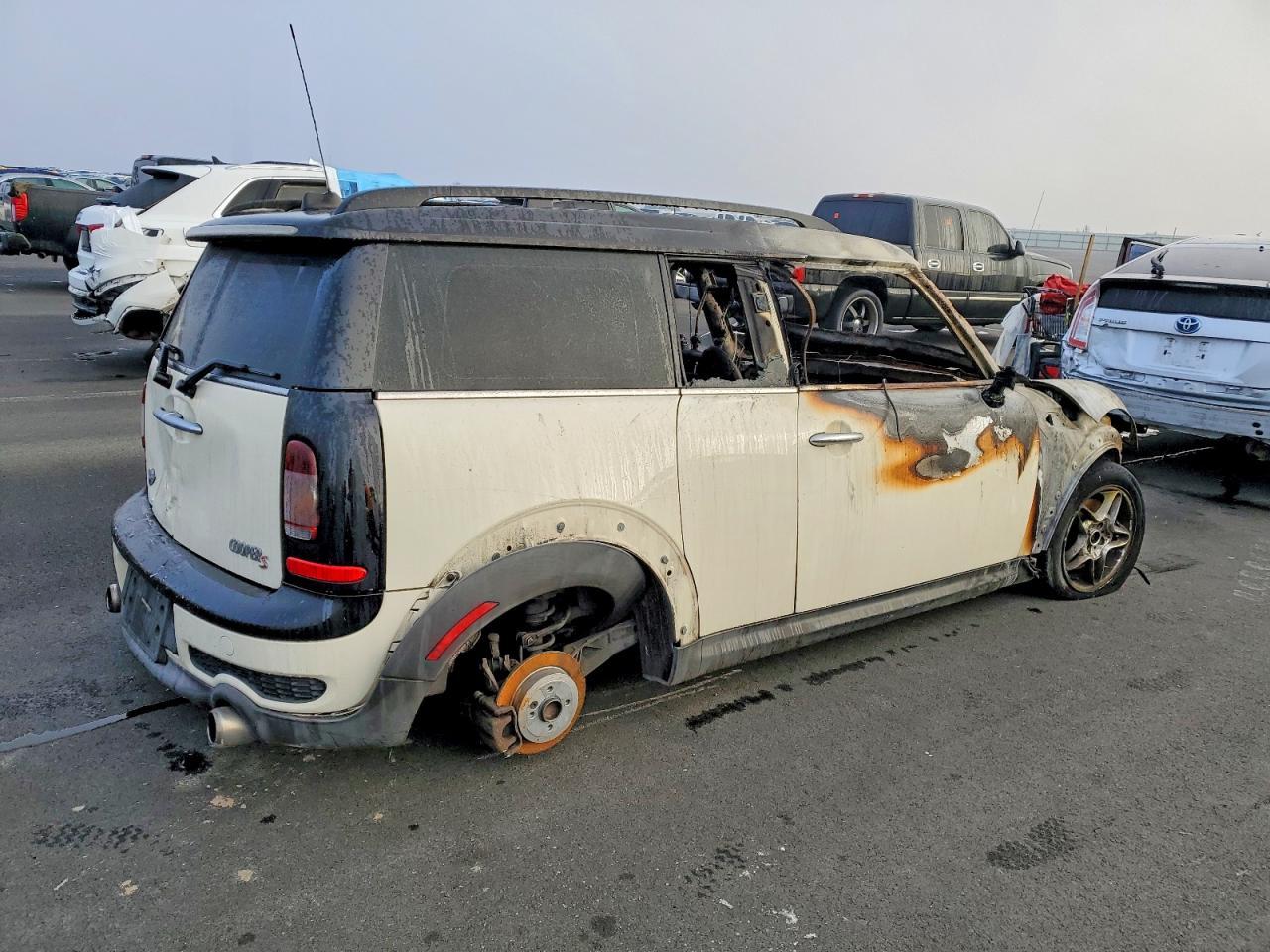 2010 Mini Cooper S Clubman - Фото 3