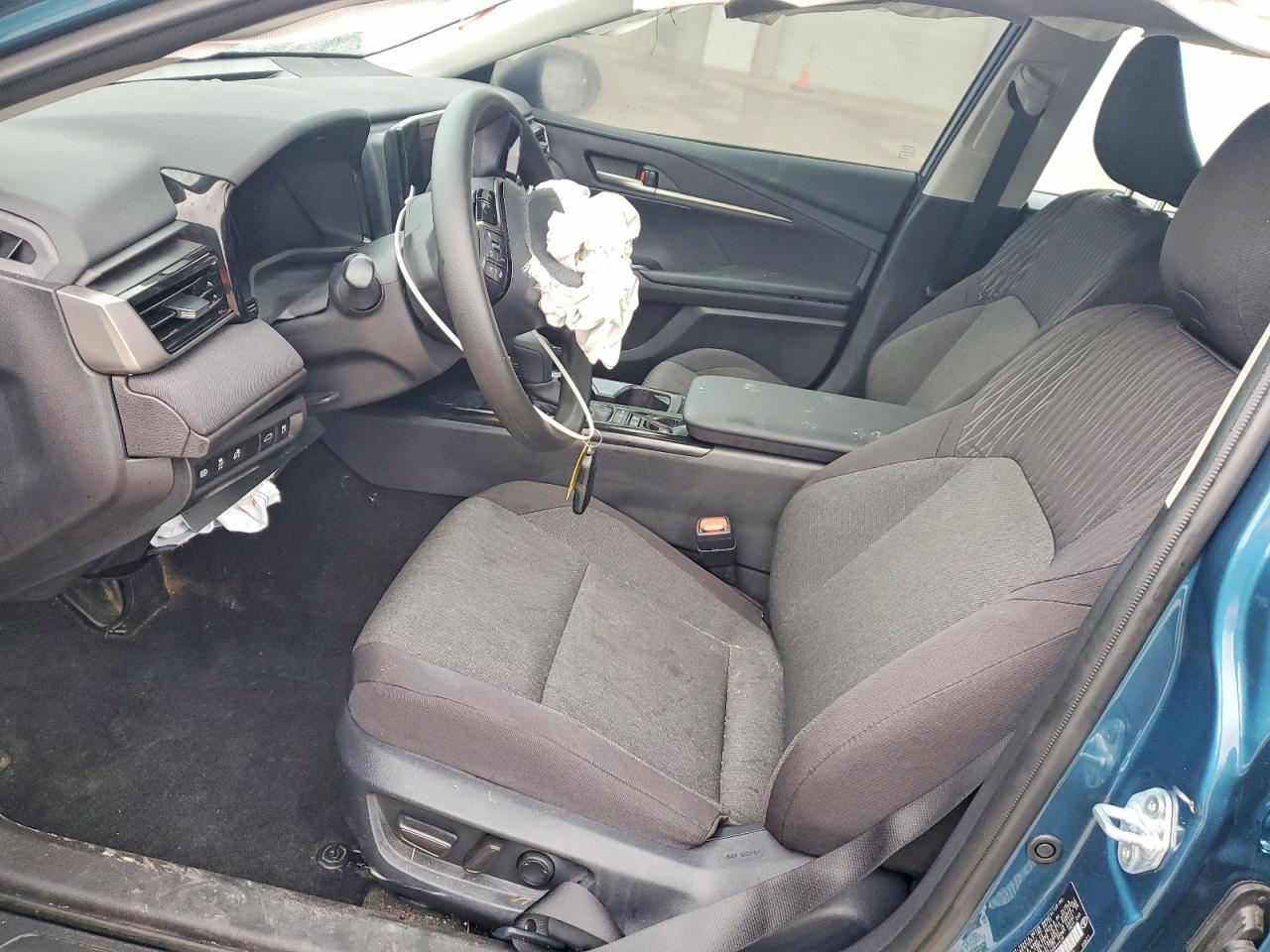 2025 Toyota Camry - Фото 7