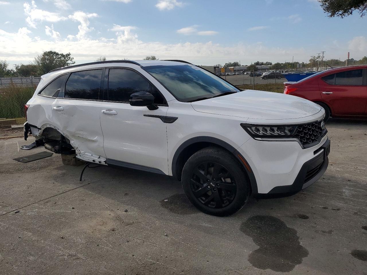 2021 Kia Sorento S - Image 4