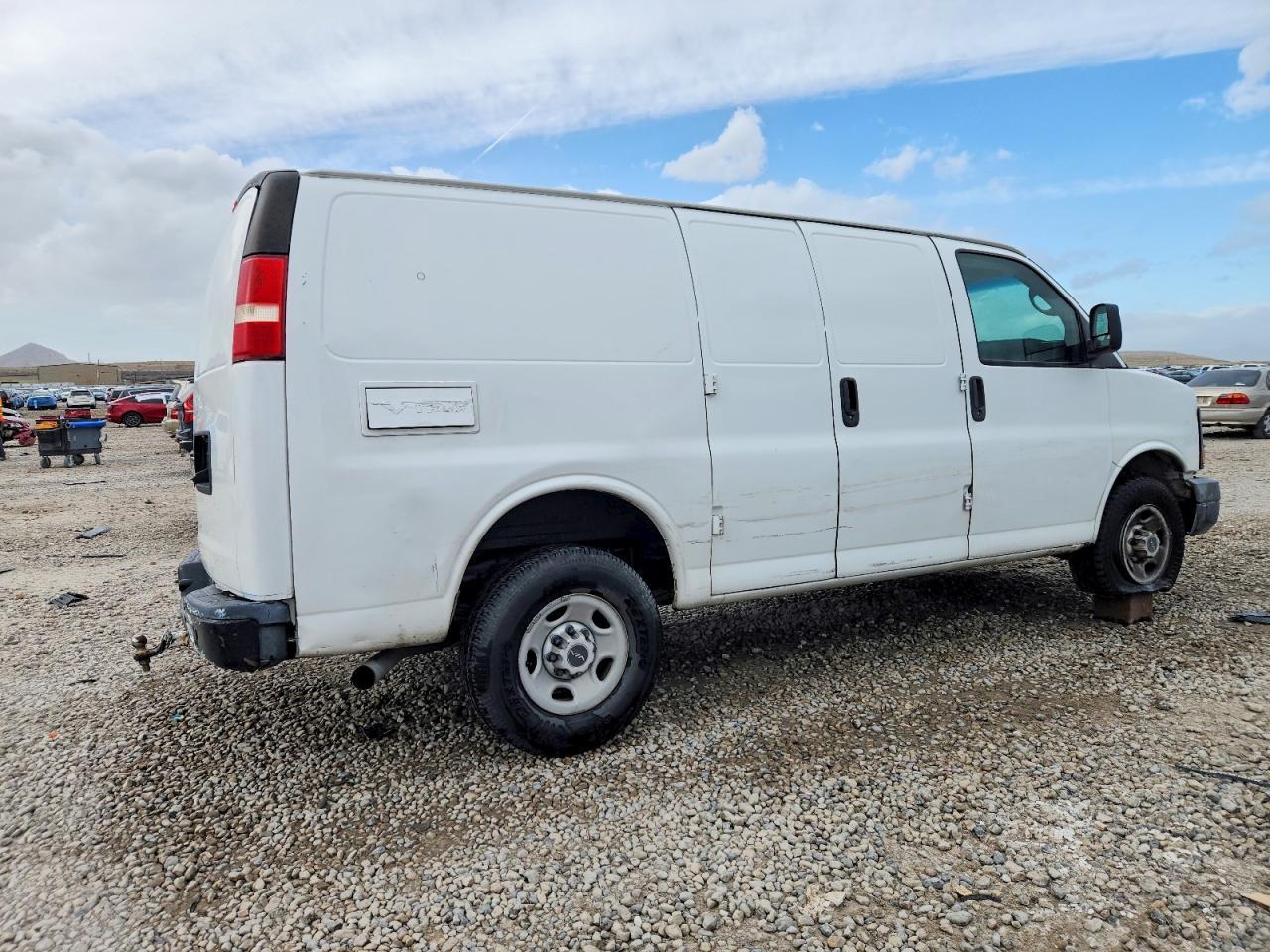 2014 Chevrolet Express G2500 - Фото 3