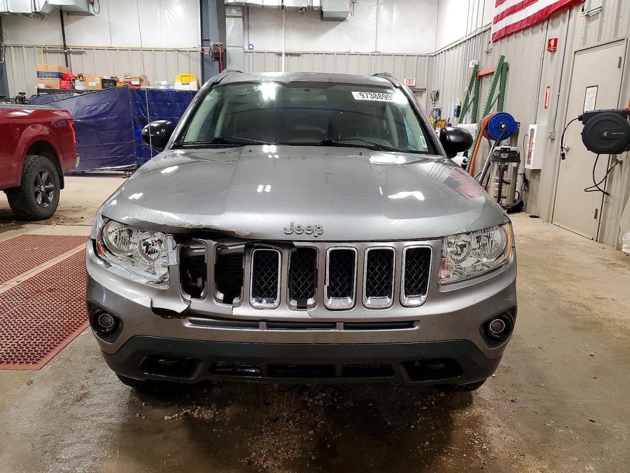 2012 Jeep Compass Latitude - Фото 5