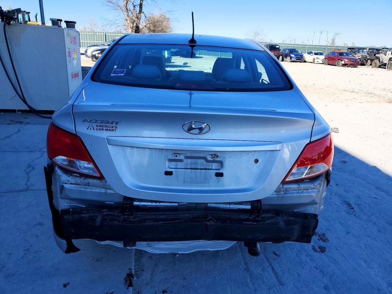 2017 Hyundai Accent Se - Фото 6