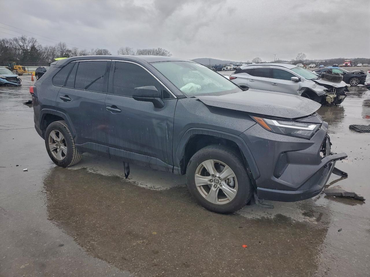 2024 Toyota Rav4 Le - Image 4