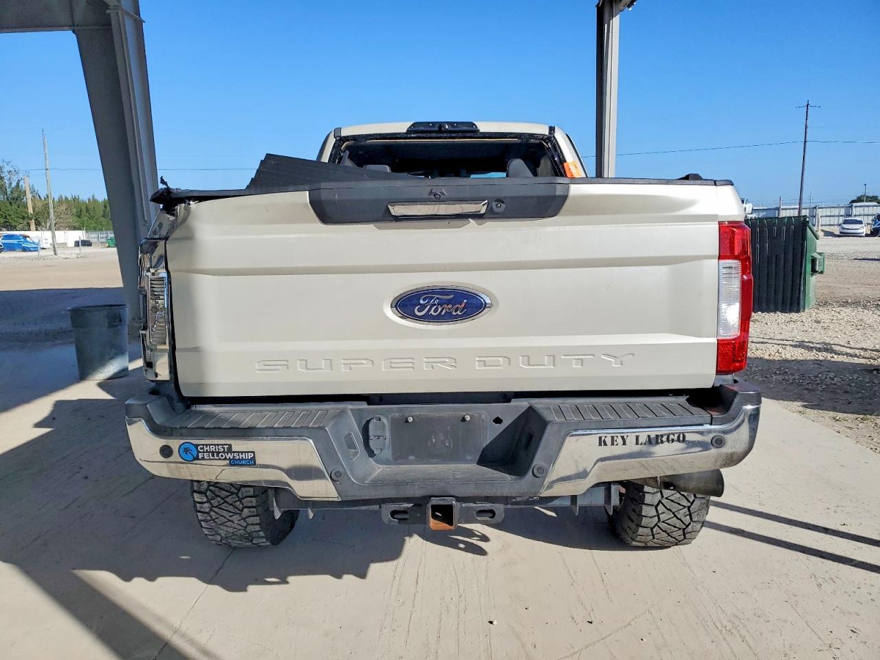 2017 Ford F250 Super Duty - Image 6