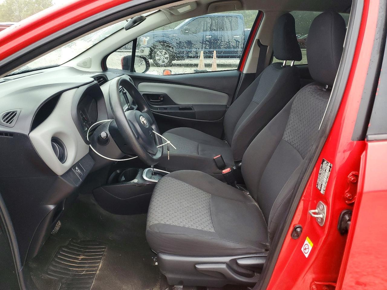 2016 Toyota Yaris L - Фото 7