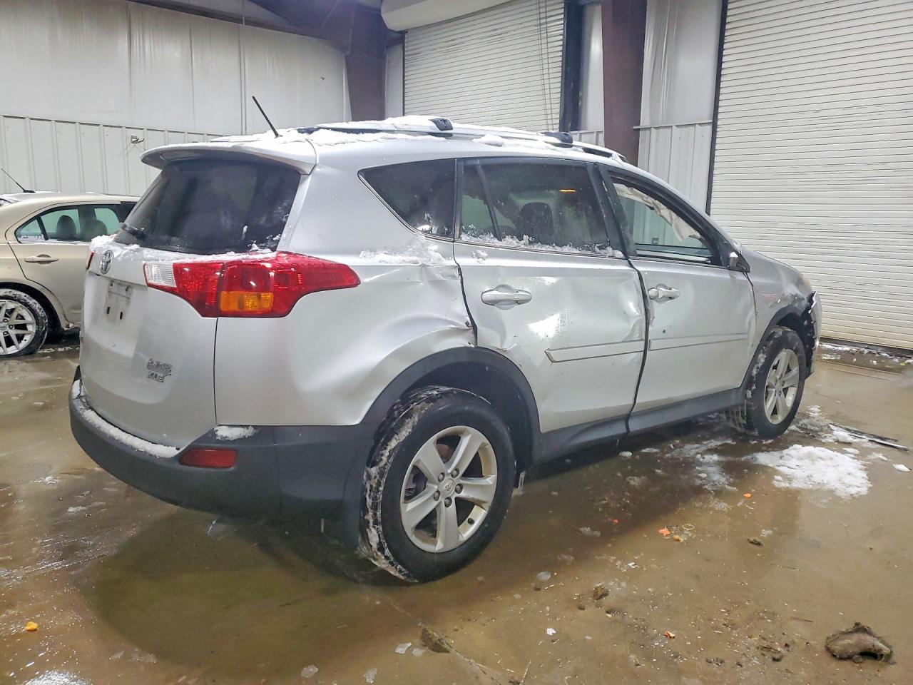 2013 Toyota Rav4 Xle - Image 3