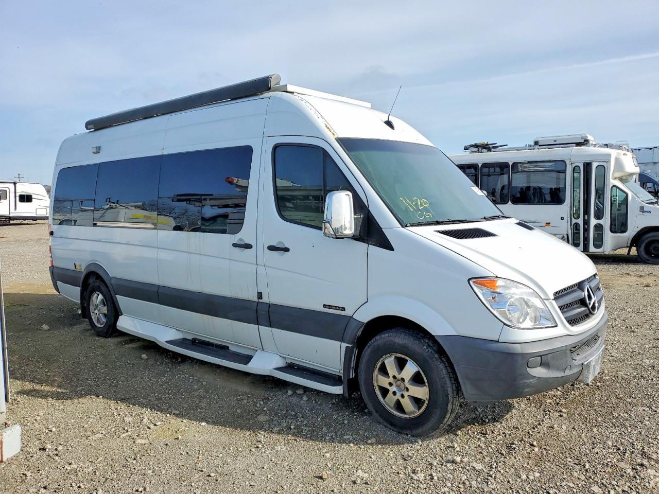 2008 Dodge Sprinter 2500 - Image 4