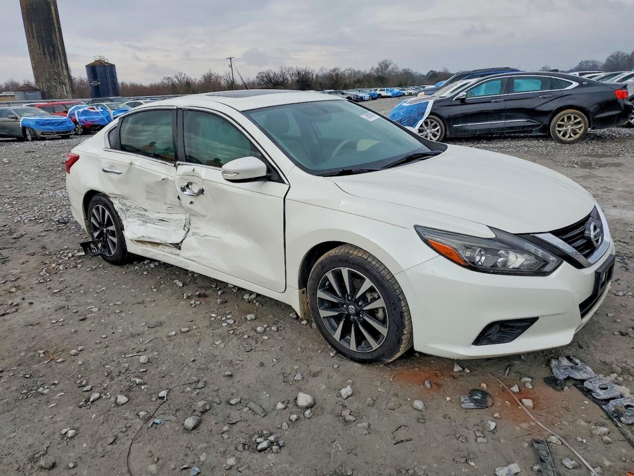 2017 Nissan Altima 2.5 - Фото 4