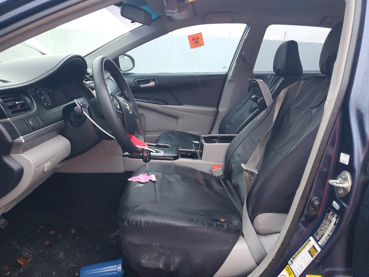 2014 Toyota Camry Le - Image 7
