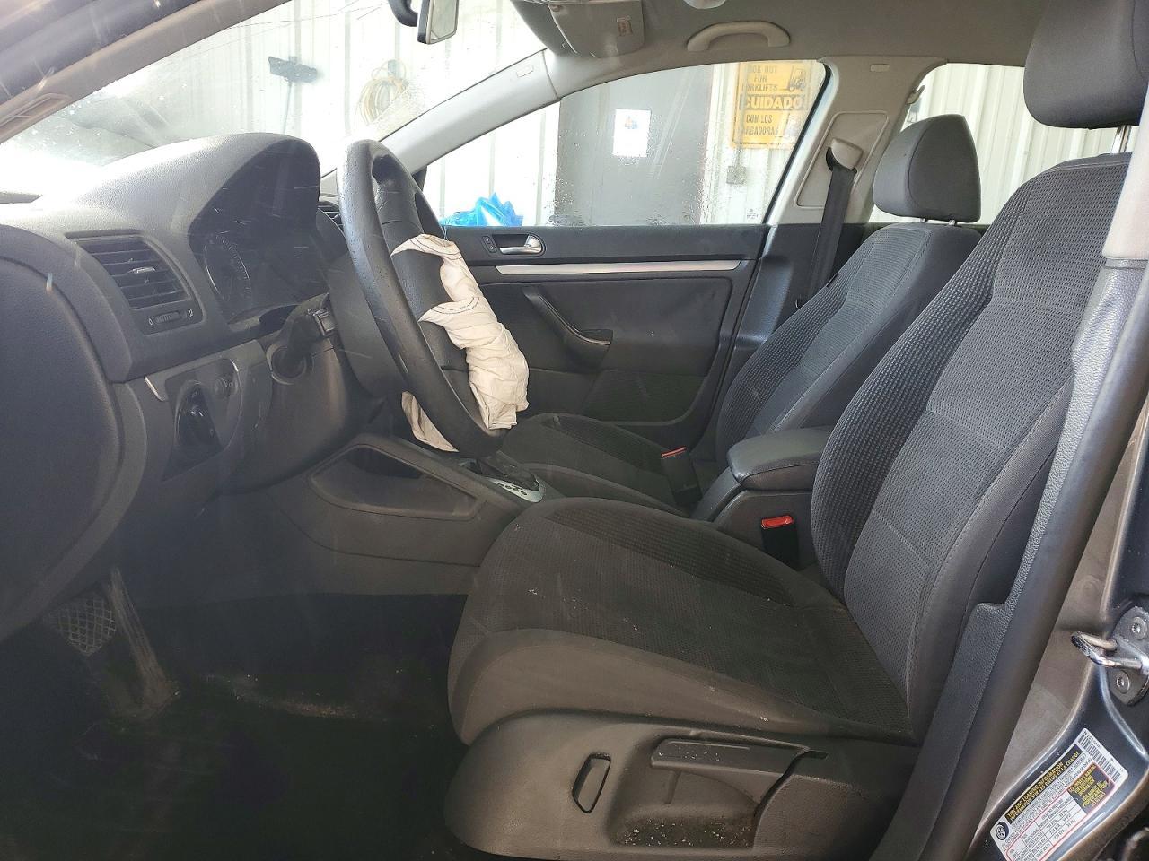 2008 Volkswagen Jetta S - Image 7