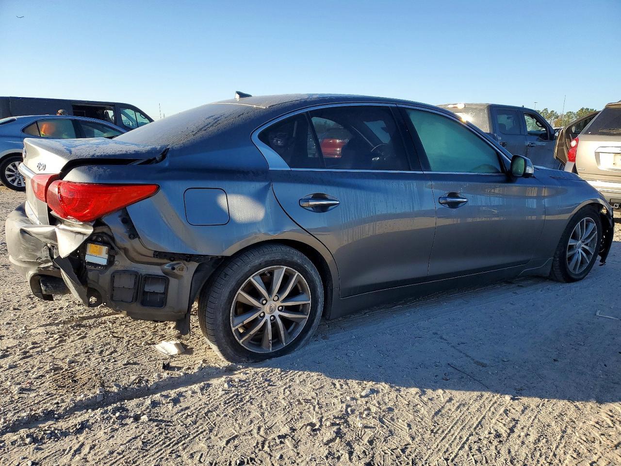 2016 Infiniti Q50 - Фото 3