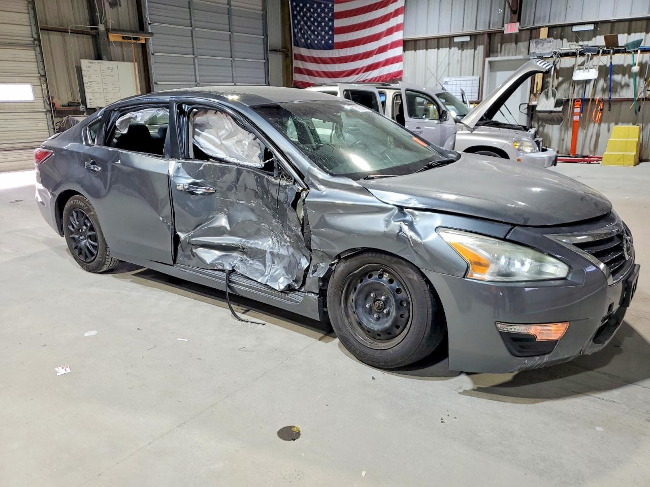 2014 Nissan Altima 2.5 - Фото 4