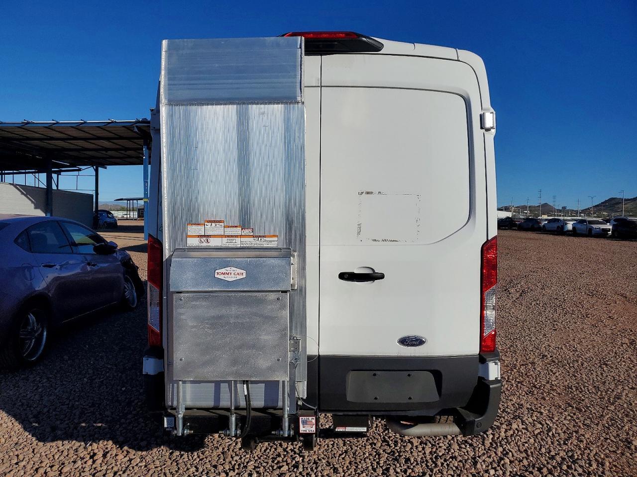 2025 Ford Transit T-250 Delivery Van - Фото 6