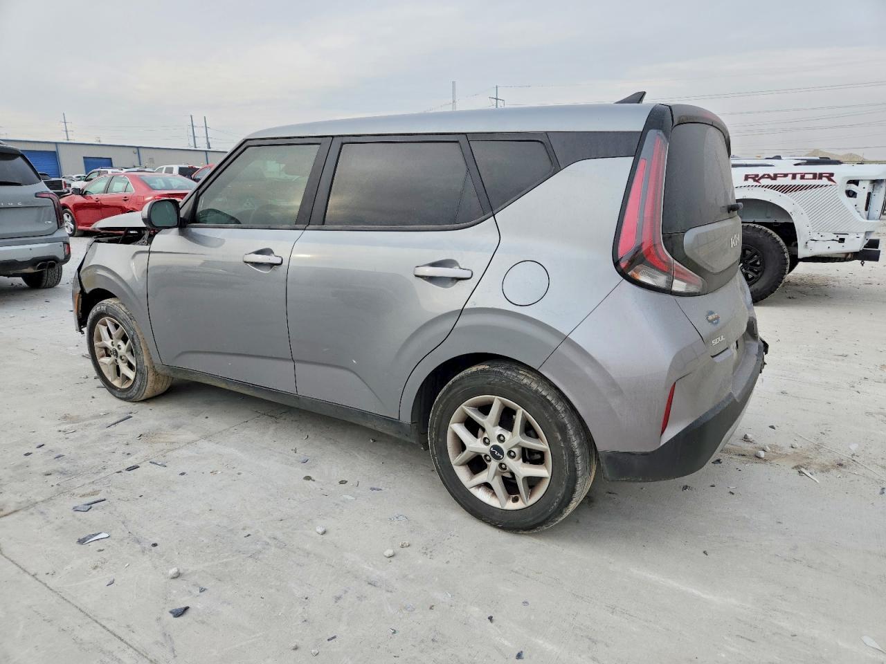 2023 Kia Soul Lx - Image 2