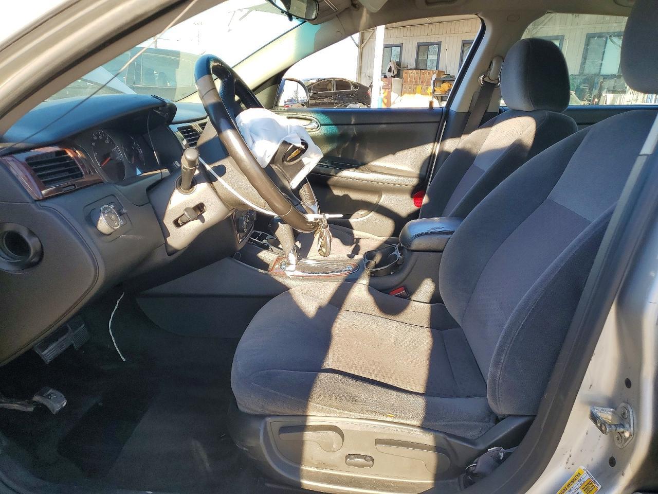 2011 Chevrolet Impala Ls - Image 7