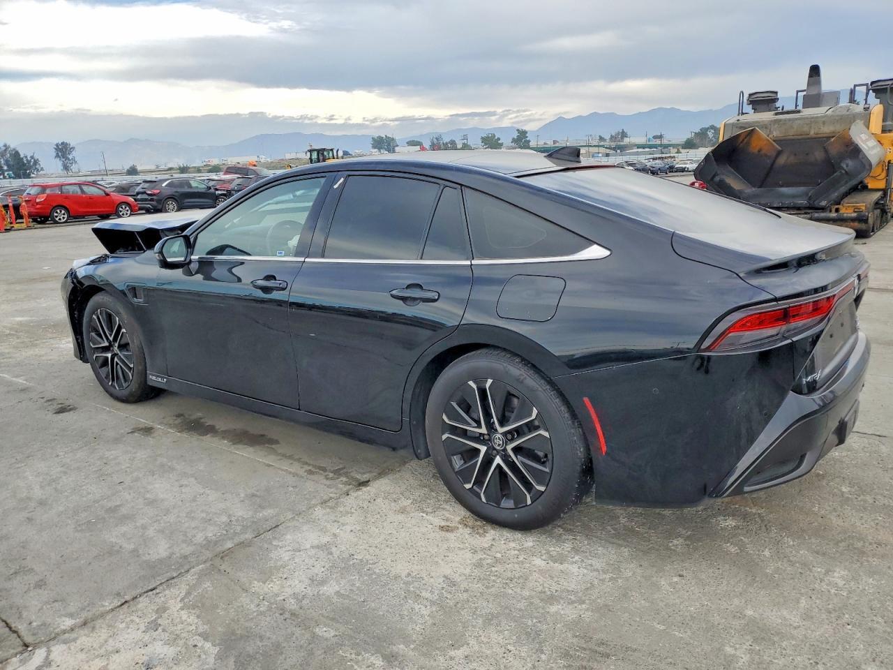 2023 Toyota Mirai Xle - Фото 3