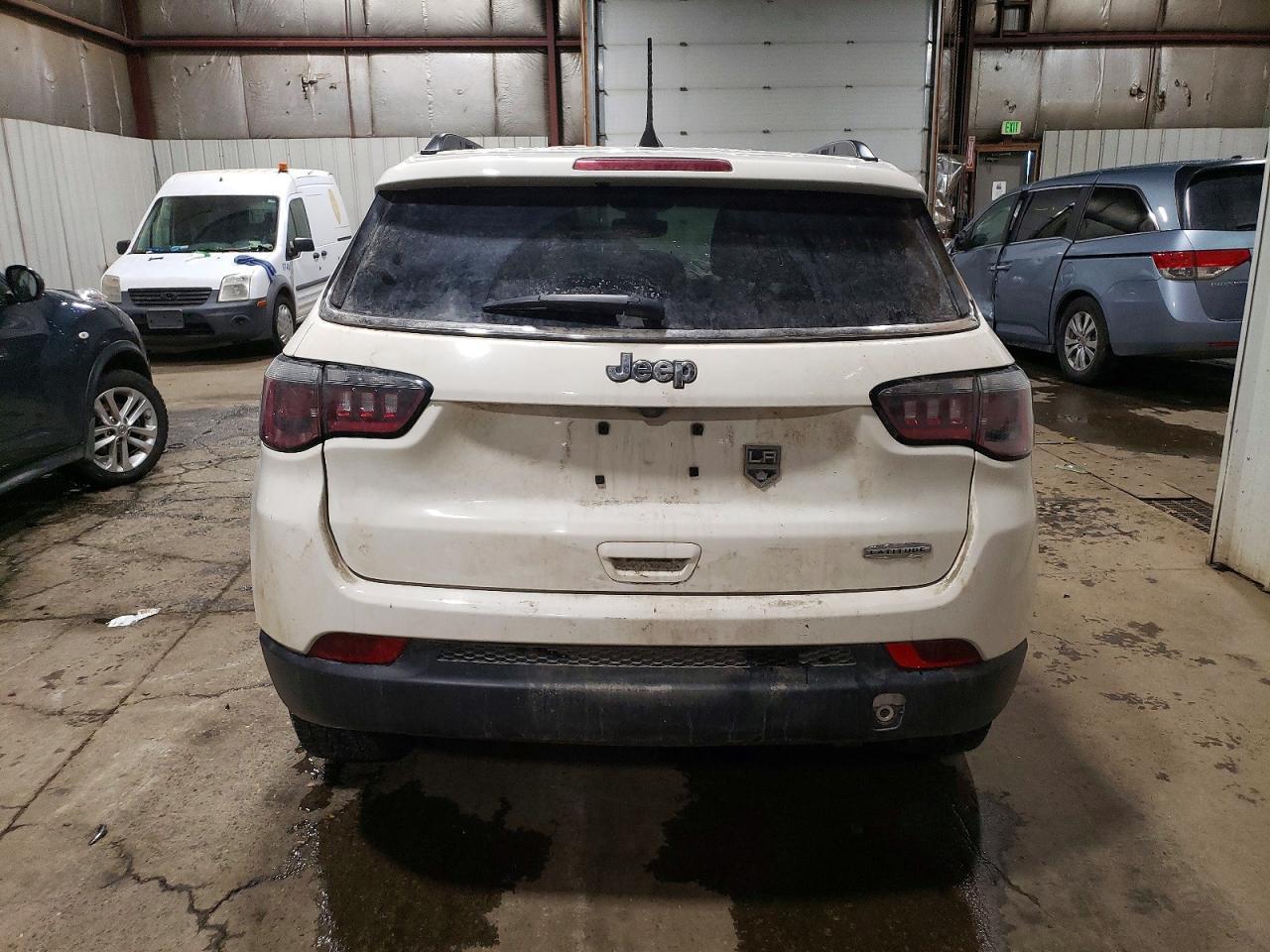 2018 Jeep Compass Latitude - Фото 6