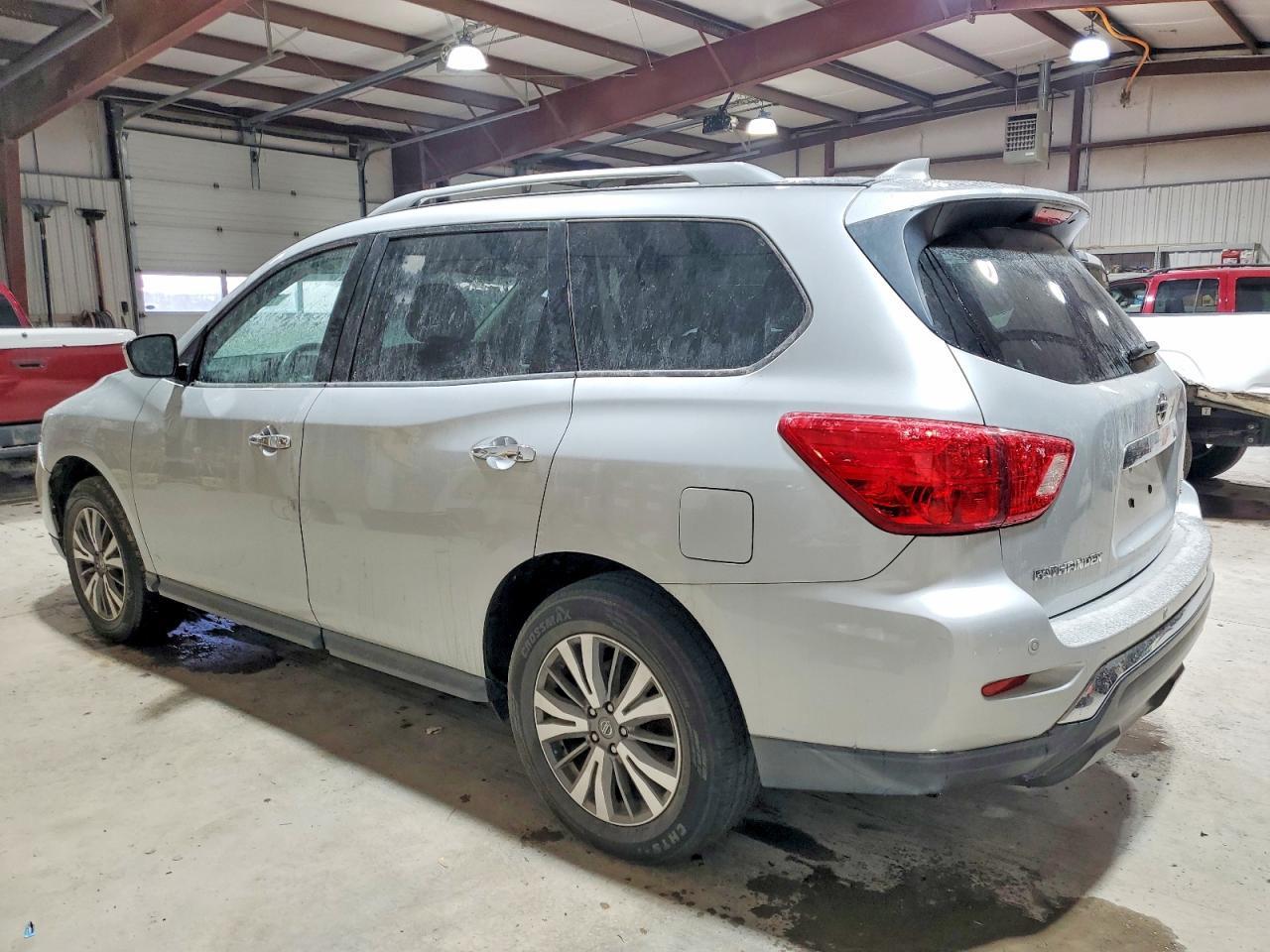 2020 Nissan Pathfinder Sv - Фото 2