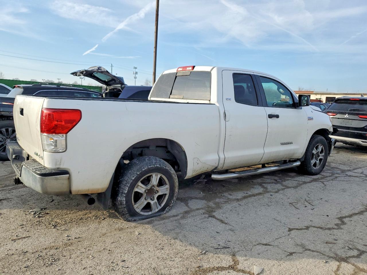 2010 Toyota Tundra Double Cab Sr5 - Фото 3