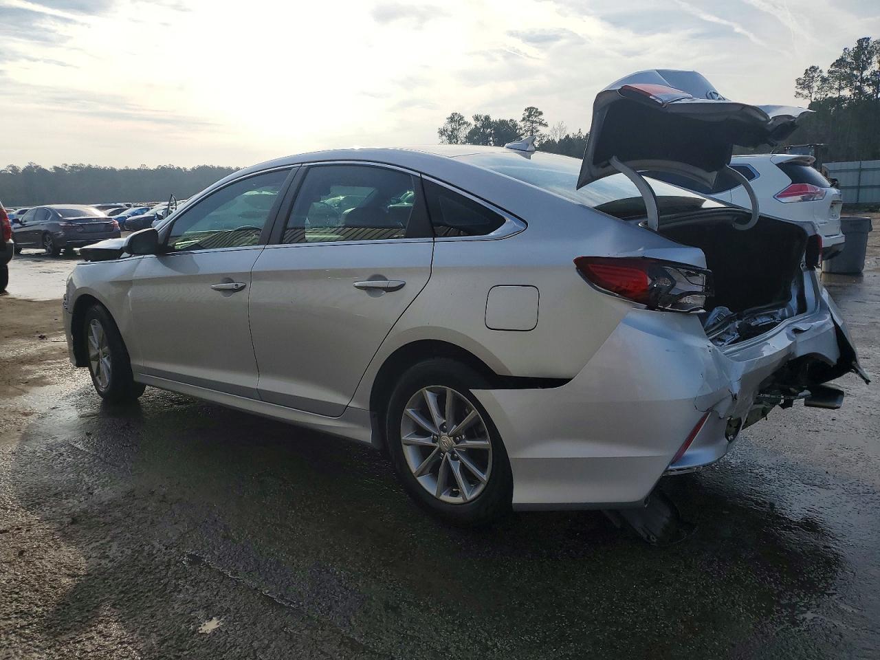 2018 Hyundai Sonata Eco - Фото 2