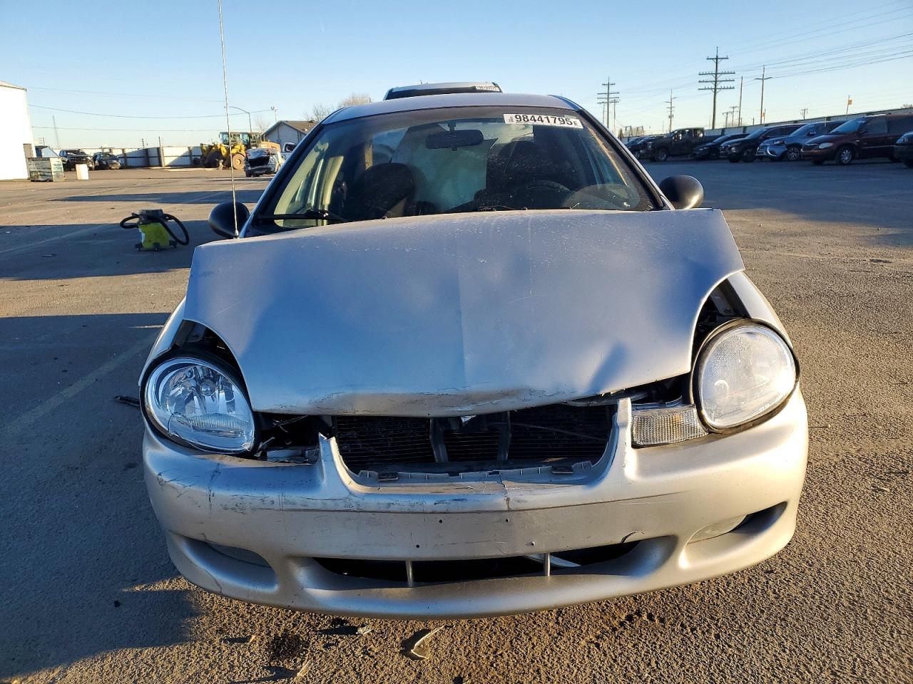 2002 Dodge Neon - Фото 5