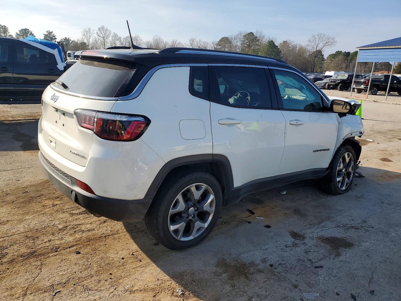 2018 Jeep Compass Limited - Image 3