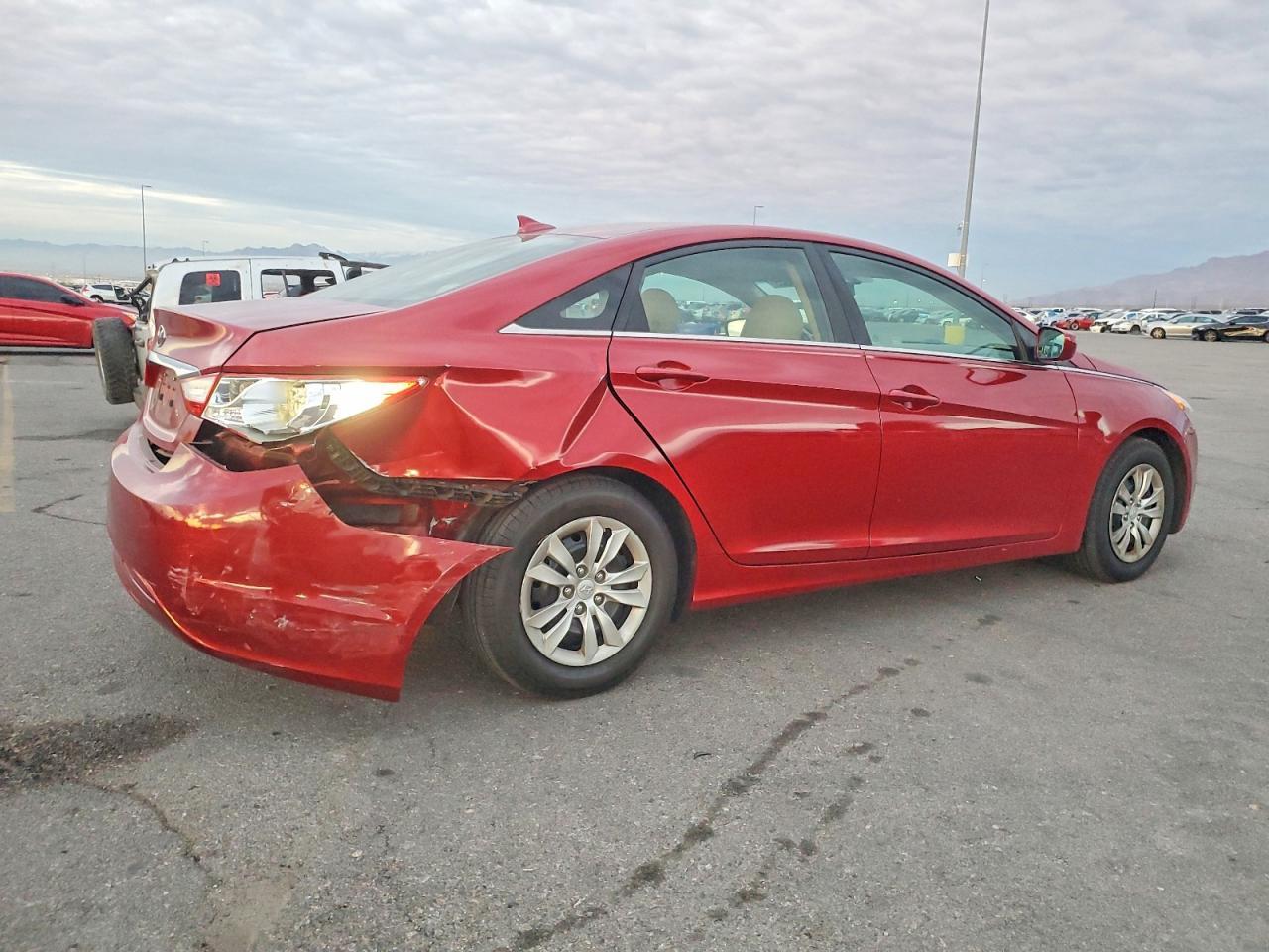 2012 Hyundai Sonata Gls - Image 3
