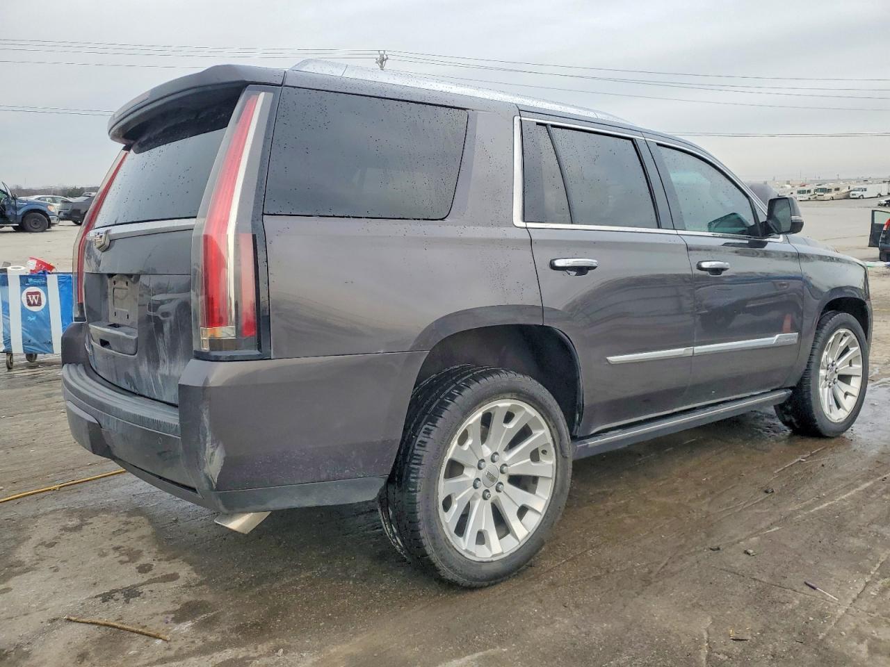 2016 Cadillac Escalade Premium - Фото 3