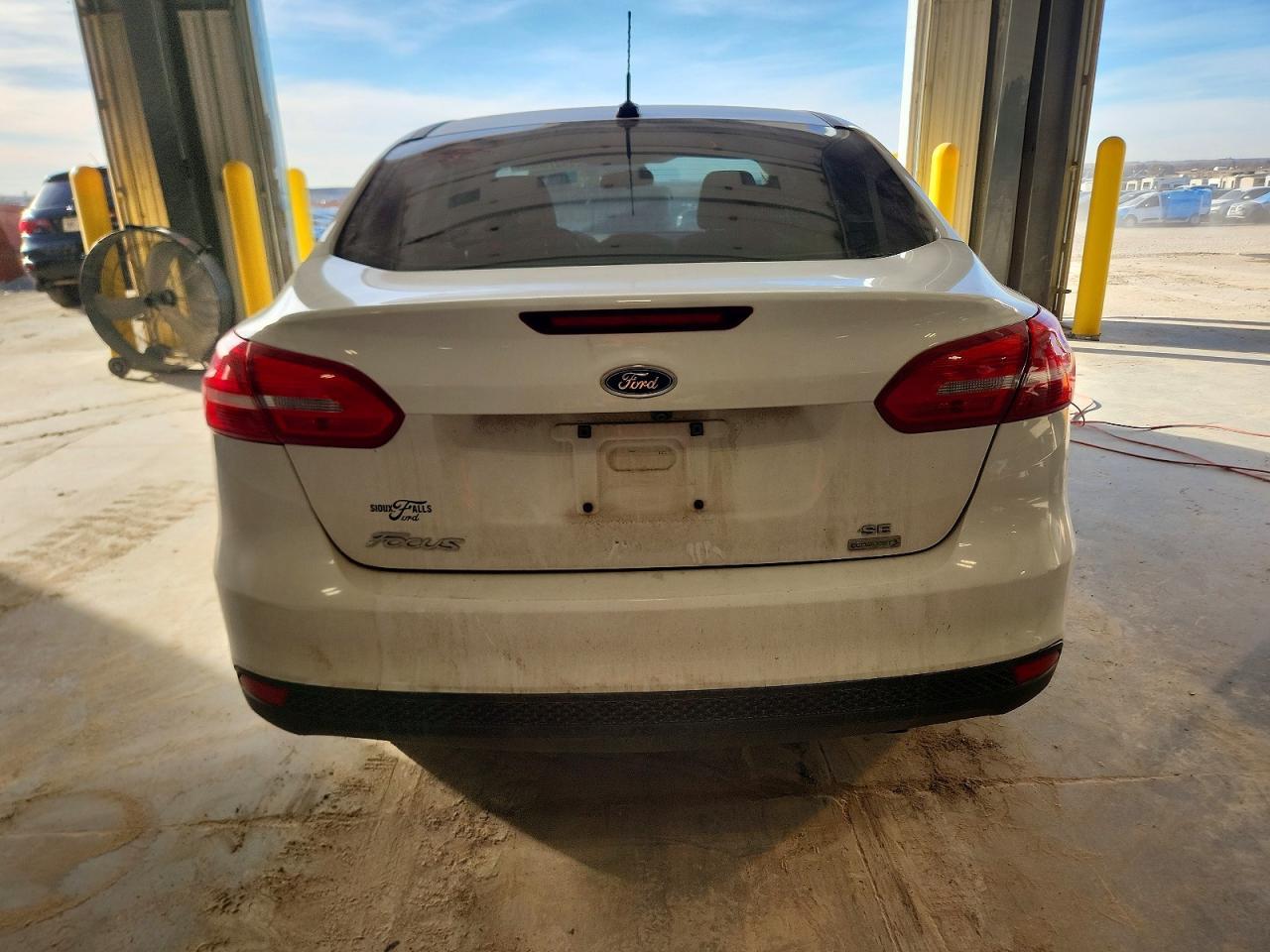 2017 Ford Focus Se - Фото 6