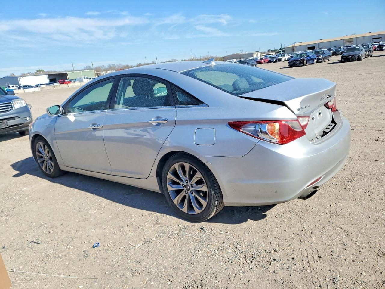 2013 Hyundai Sonata Se - Фото 2