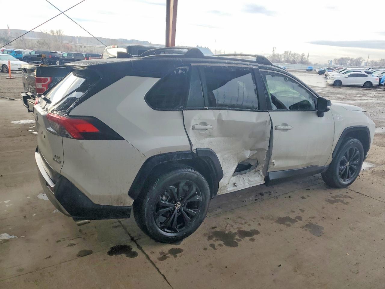 2023 Toyota Rav4 Xse - Image 3