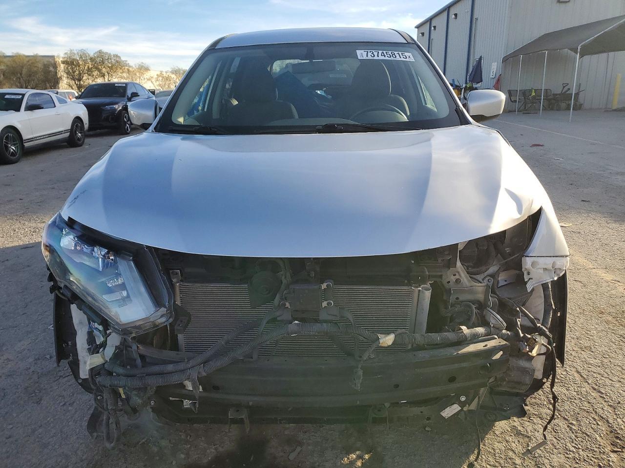 2018 Nissan Rogue S - Фото 5