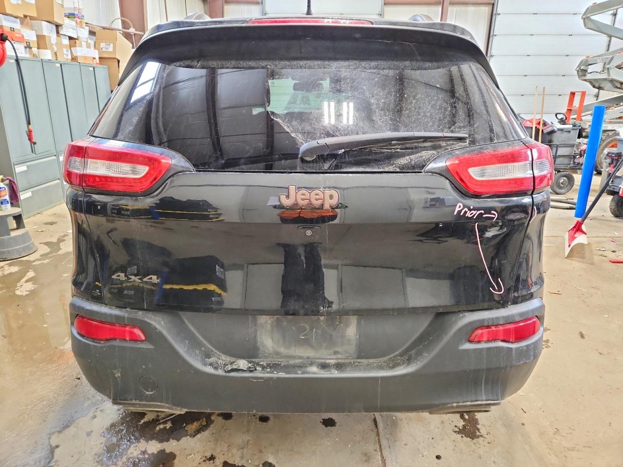 2017 Jeep Cherokee Latitude - Фото 6