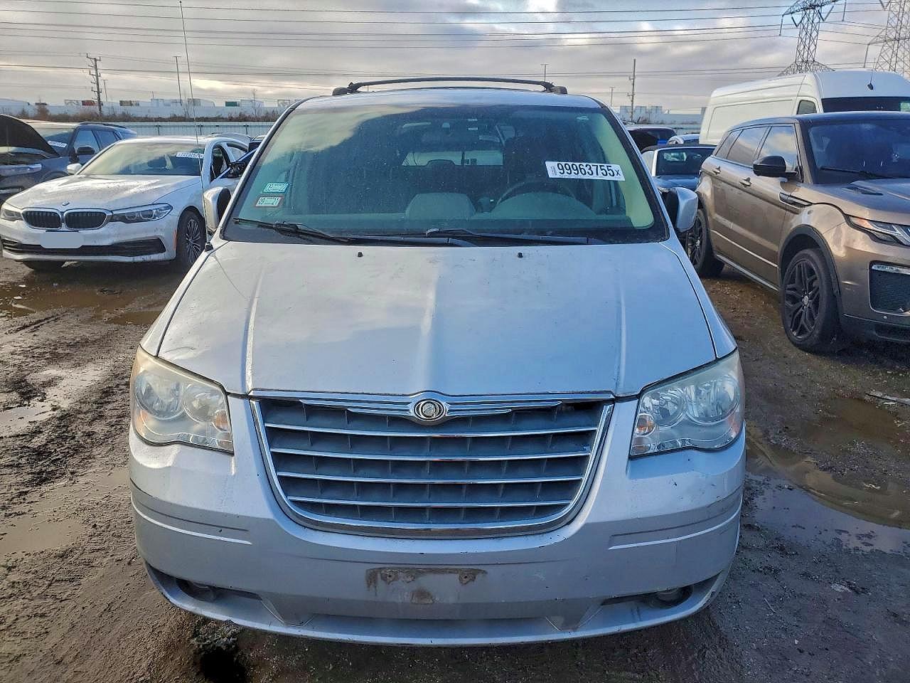 2009 Chrysler Town & Country Touring - Фото 5