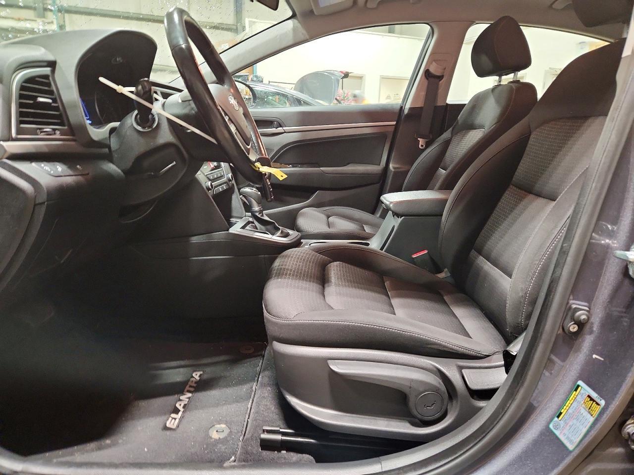 2017 Hyundai Elantra Se - Image 7