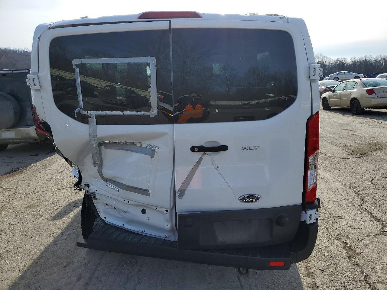 2024 Ford Transit T-350 Passenger Van - Фото 6