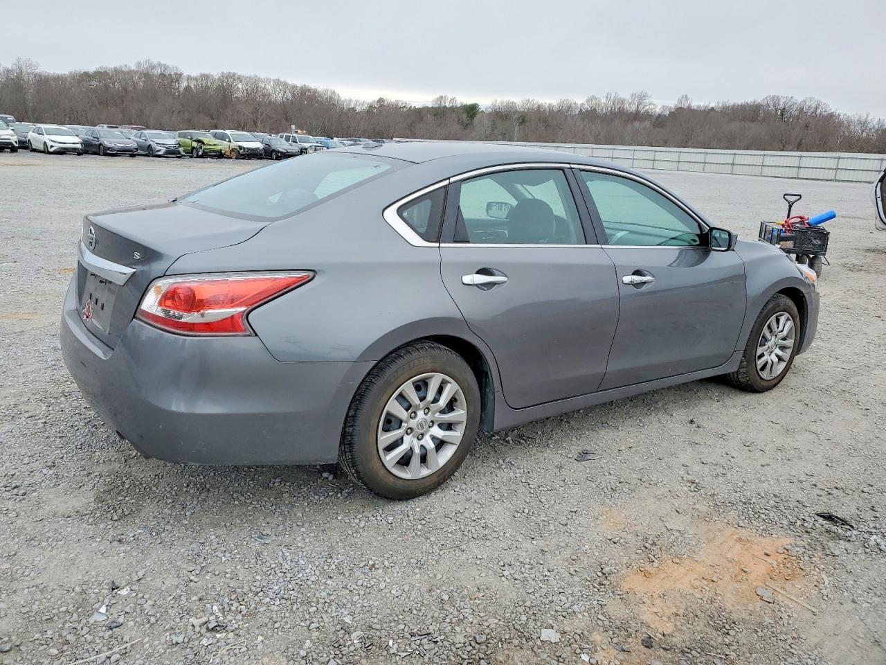 2015 Niss Altima 2.5 - Фото 3