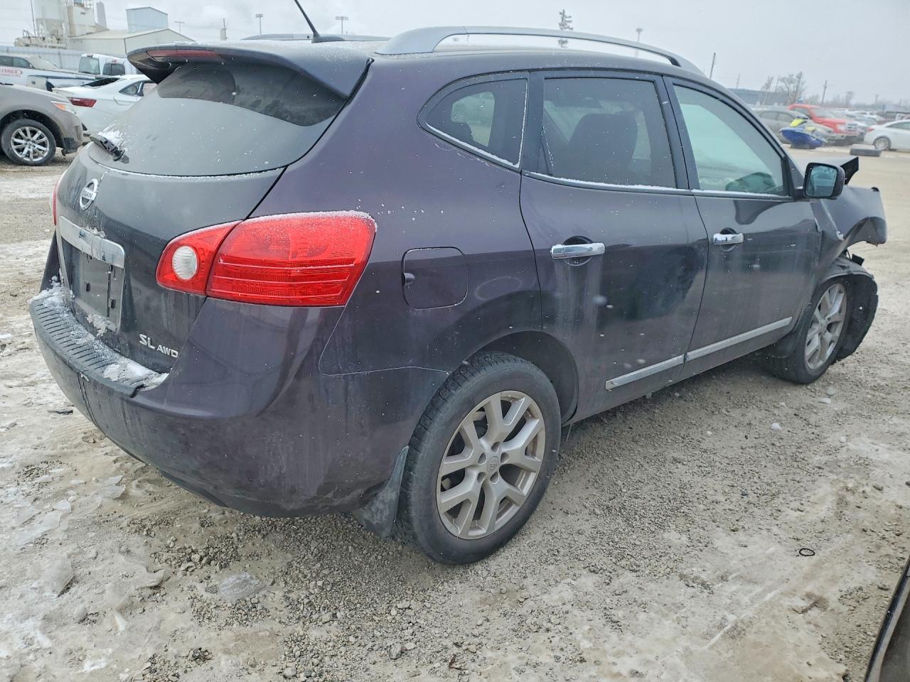 2013 Nissan Rogue - Фото 3