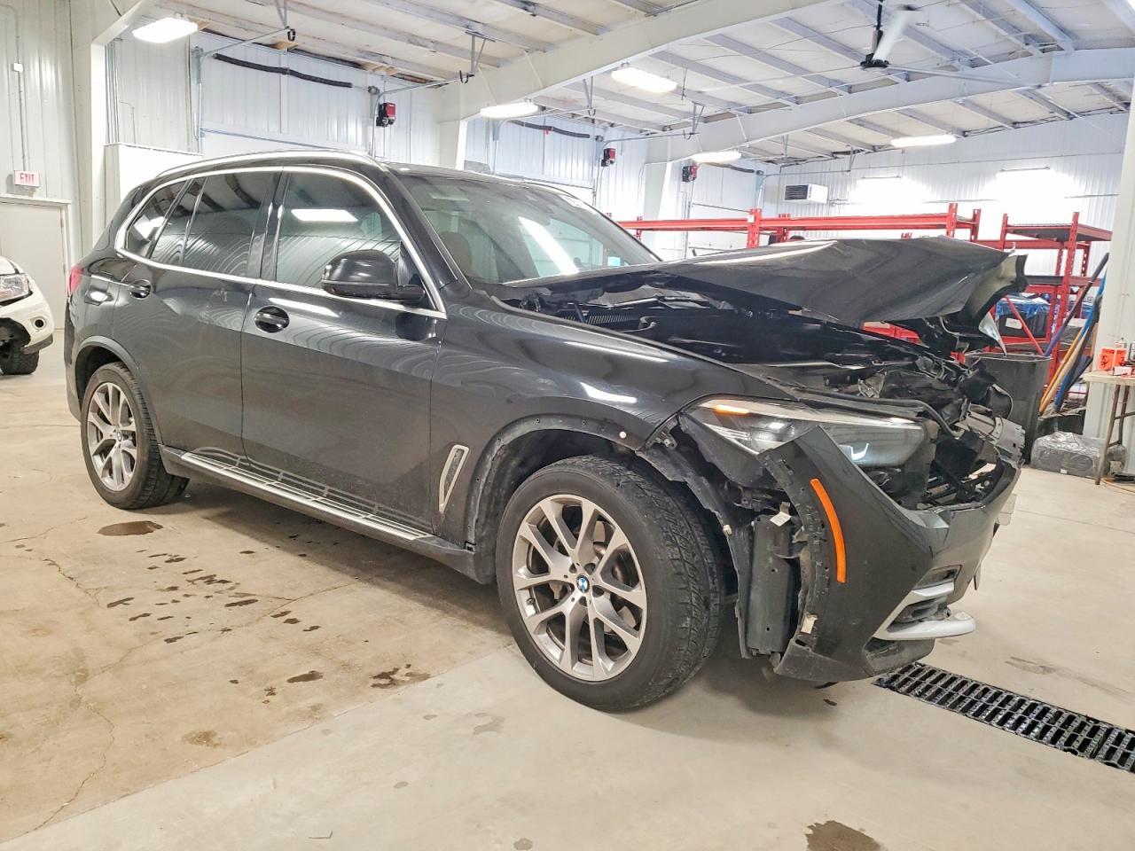2023 BMW X5 xDrive40I - Фото 4