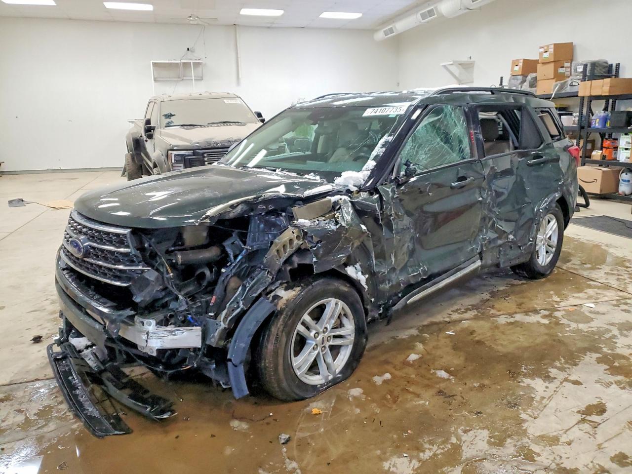 2022 Ford Explorer Xlt