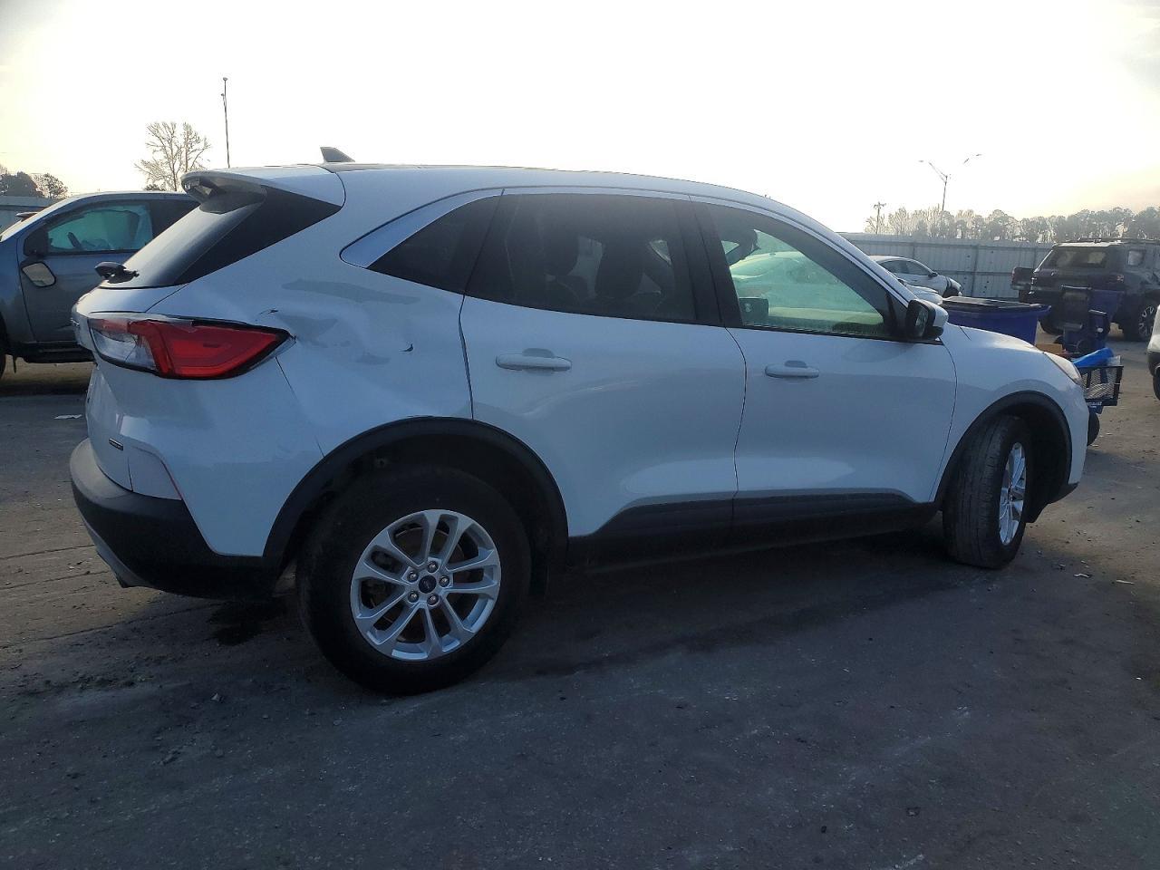 2021 Ford Escape Se - Image 3