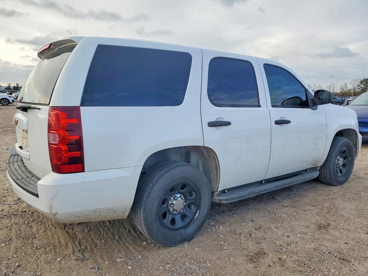 2012 Chevrolet Tahoe Police - Фото 3