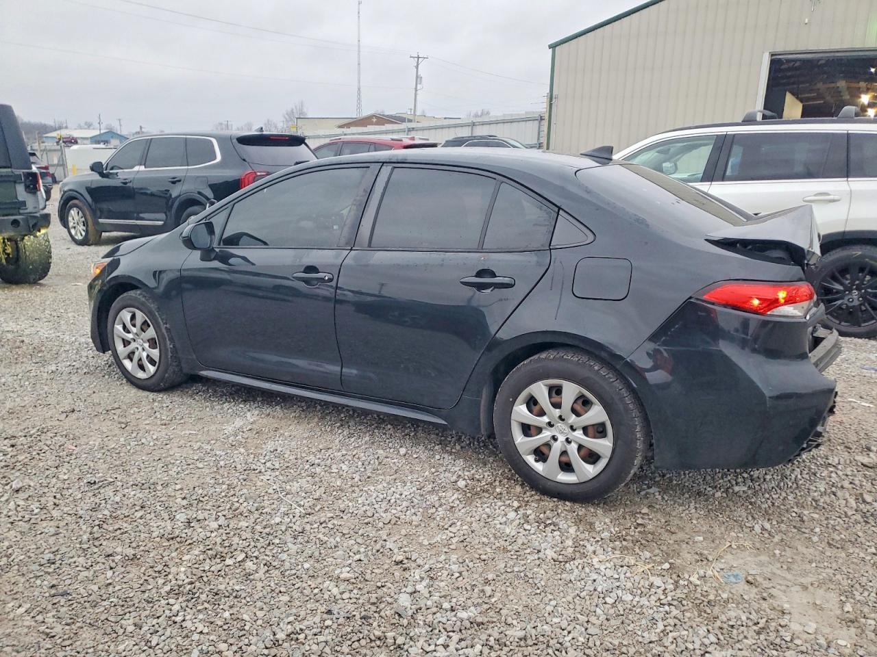 2021 Toyota Corolla Le - Image 2