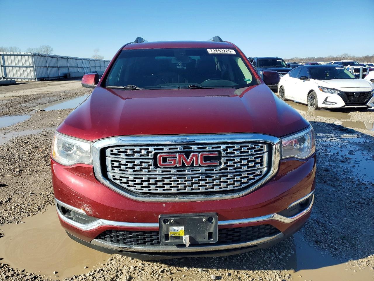2017 GMC Acadia Denali - Image 5
