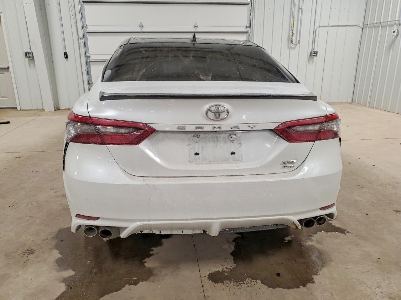 2021 Toyota Camry Xse - Фото 6