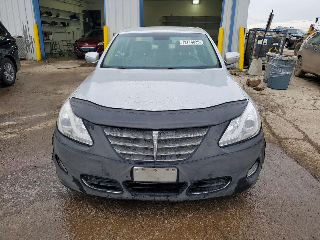 2012 Hyundai Genesis 3.8L - Фото 5
