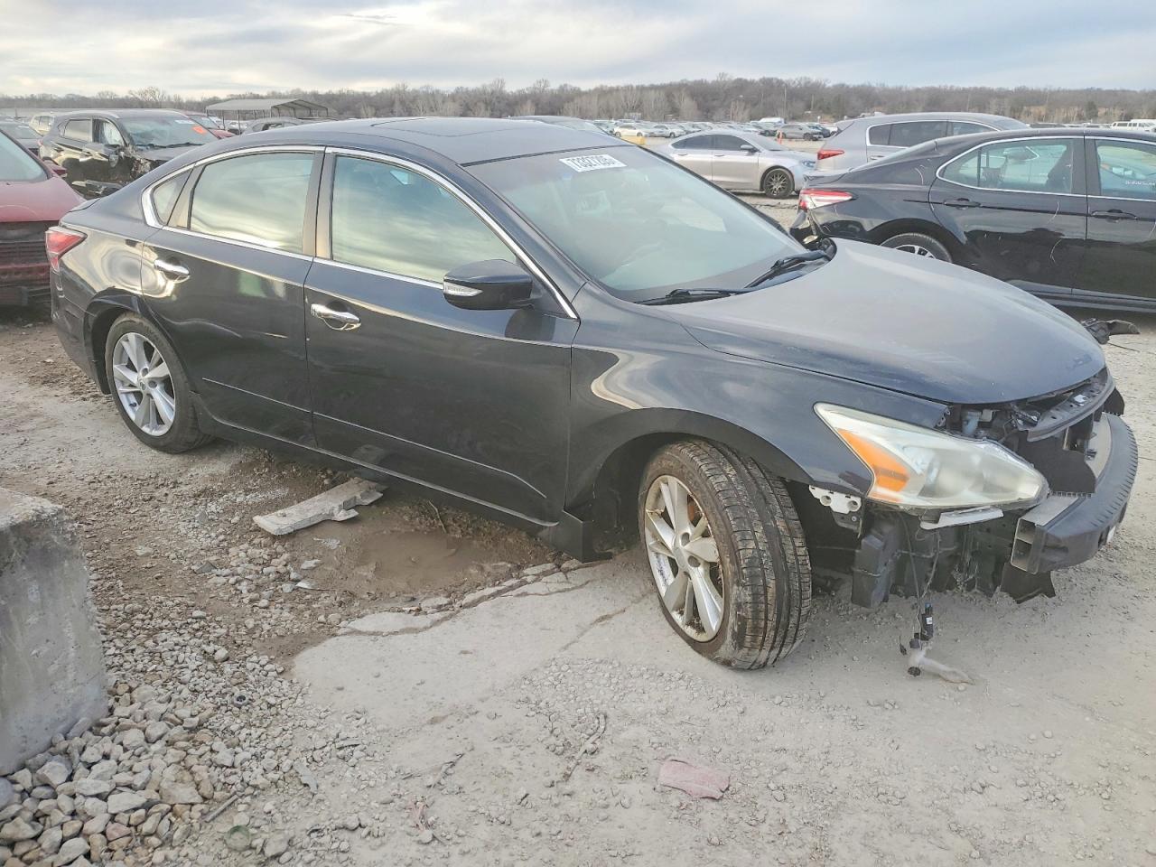 2015 Nissan Altima 2.5 - Image 4
